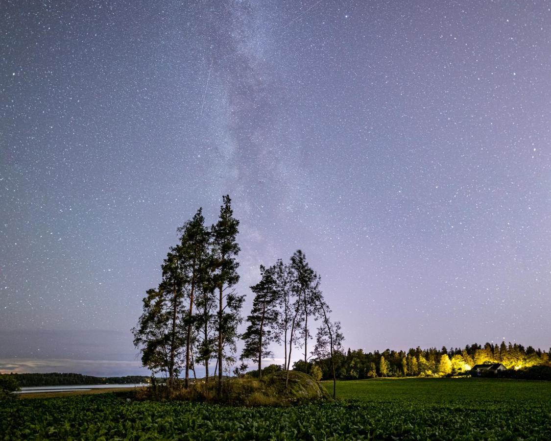 Отель Lyhdyn Tila Каарина Экстерьер фото